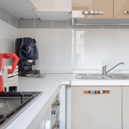 Suite Foscolo, In Piazza A Trieste Ngoại thất bức ảnh