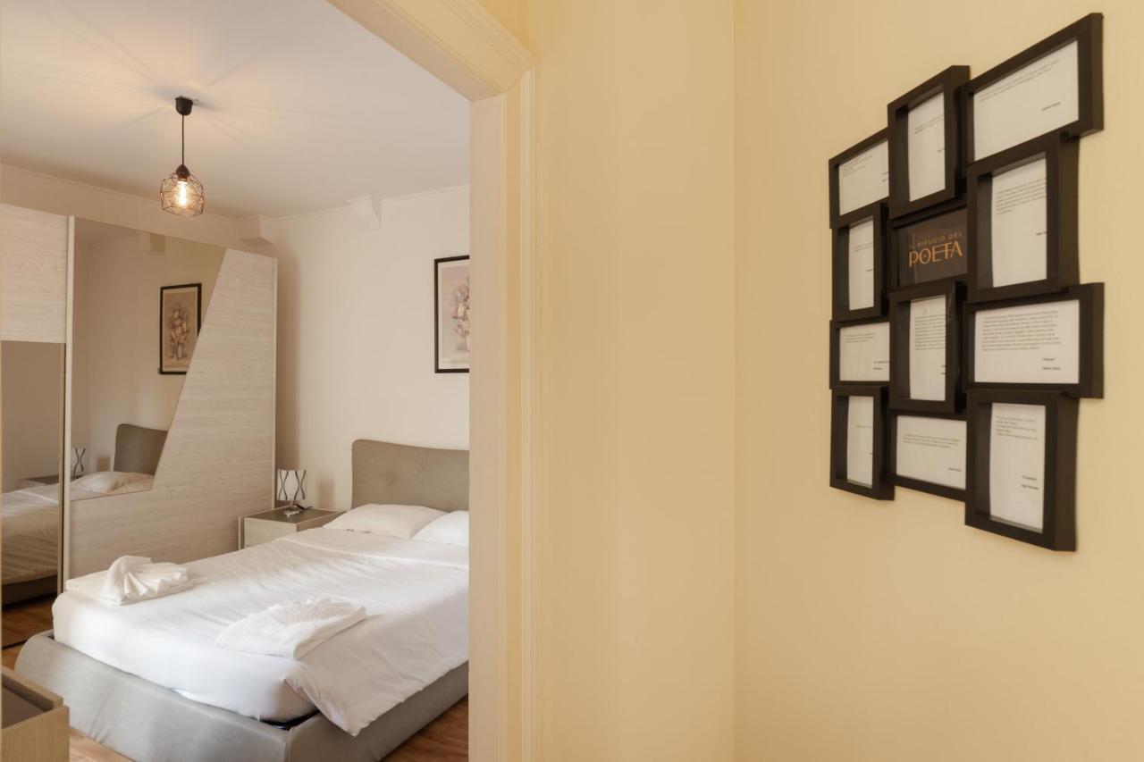 Suite Foscolo, In Piazza A Trieste Ngoại thất bức ảnh