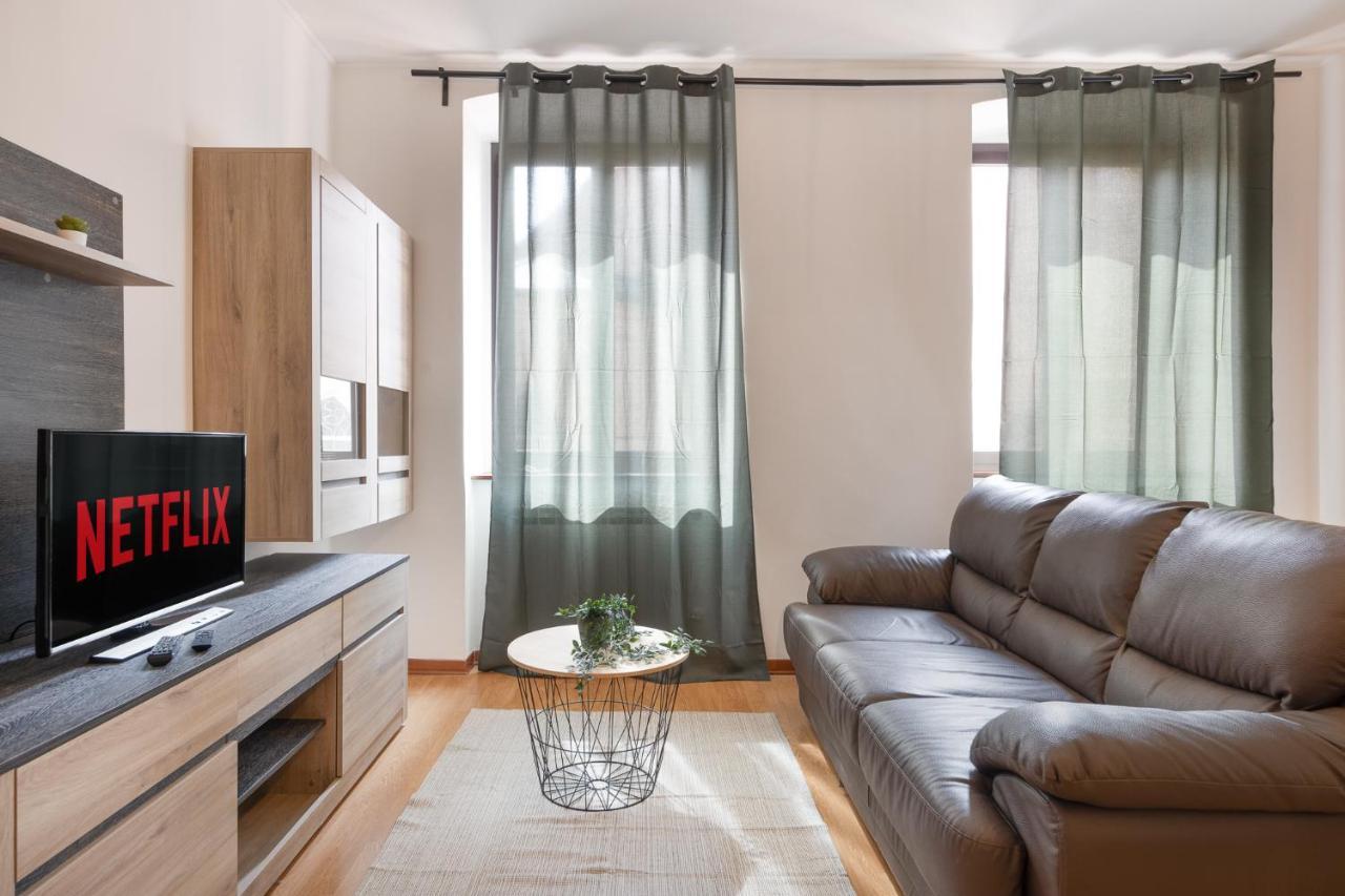 Suite Foscolo, In Piazza A Trieste Ngoại thất bức ảnh
